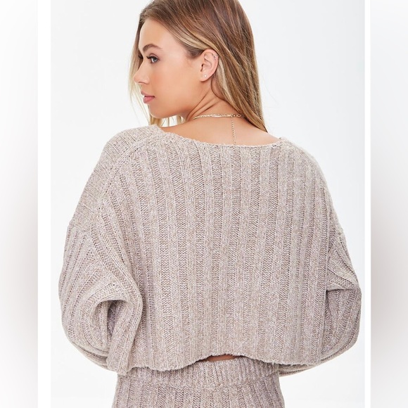 Forever 21 Ribbed Cropped Sweater - Picture 4 of 7